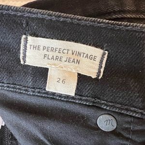 Madewell Perfect Vintage Jean in black, flare, size 26
